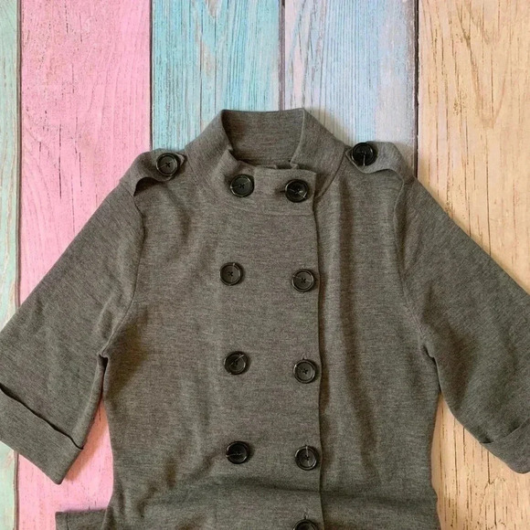 Gray extra fine merino wool short sleeve coat - Picture 4 of 7